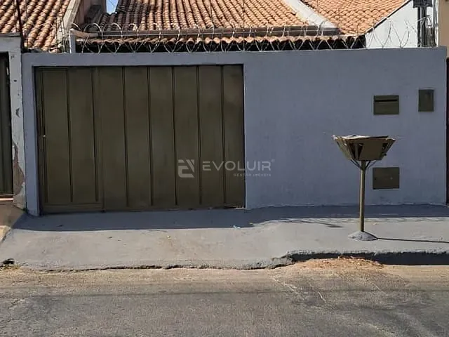 Casa 2 quartos e 2 banheiros, à venda, no bairro Residencial Itaipu em Goiânia