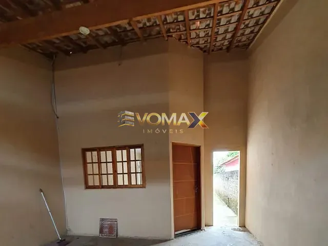 Casa com 125m² 2 quartos e 1 banheiro, à venda, no bairro Vila Mazzei em Itapetininga