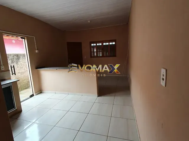 Casa com 125m² 2 quartos e 1 banheiro, à venda, no bairro Vila Mazzei em Itapetininga