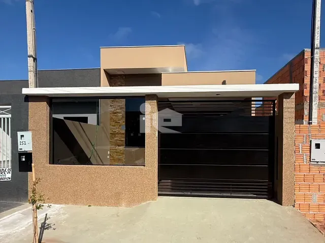 Casa com 85m² 3 quartos e 2 banheiros, à venda, no bairro Jardim do Café II em Rolândia