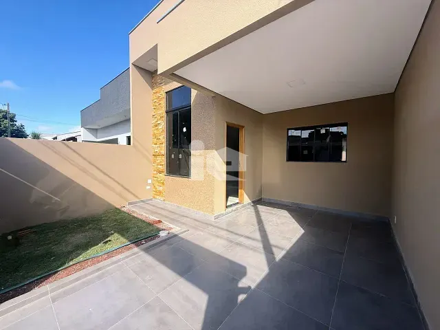 Casa com 85m² 3 quartos e 2 banheiros, à venda, no bairro Jardim do Café II em Rolândia
