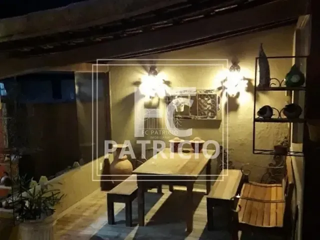 Casa com 650m² 3 quartos e 1 banheiro, à venda, no bairro Limoeiro em Guapimirim