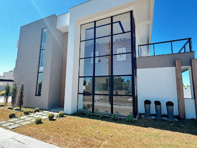 Casa com 238m² 4 quartos e 4 banheiros, à venda, no bairro Manguinhos em Serra