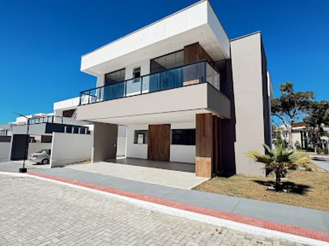 Casa com 238m² 4 quartos e 4 banheiros, à venda, no bairro Manguinhos em Serra