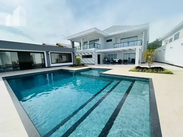 Casa 4 quartos e 6 banheiros, à venda, no bairro Barra da Tijuca em Rio de Janeiro