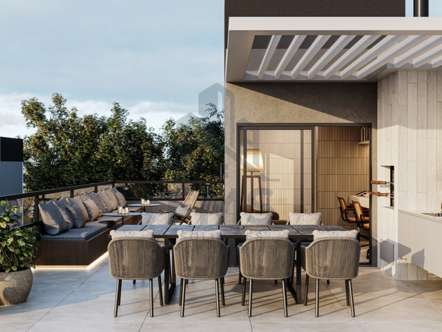 Casa com 203m² 3 quartos e 3 banheiros, à venda, no bairro Campo Comprido em Curitiba