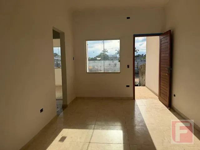 Casa 2 quartos e 1 banheiro, à venda, no bairro Itapema do Norte em Itapoá