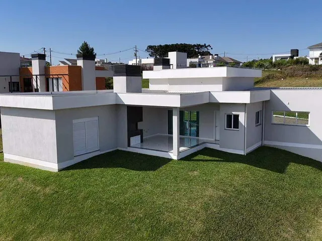 Casa com 210m² 3 quartos e 3 banheiros, à venda, no bairro Paraiso em Vila Flores