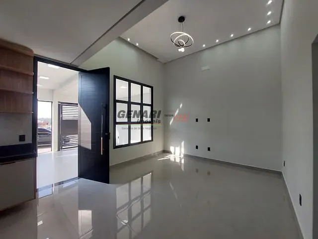 Casa com 150m² 3 quartos e 2 banheiros, à venda, no bairro Jardim Bom Sucesso em Indaiatuba