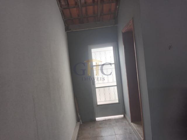 Casa com 175m² 2 quartos e 1 banheiro, à venda, no bairro Jardim Aurea em Salto de Pirapora