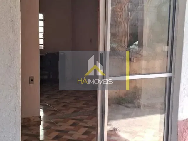 Casa com 180m² 2 quartos e 1 banheiro, à venda, no bairro Vera Cruz em Belo Horizonte