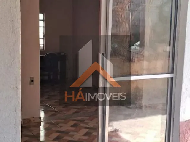 Casa com 180m² 2 quartos e 1 banheiro, à venda, no bairro Vera Cruz em Belo Horizonte