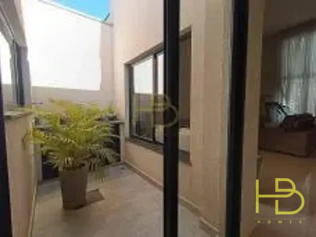 Casa com 250m² 3 quartos e 2 banheiros, à venda, no bairro Wanel Ville em Sorocaba