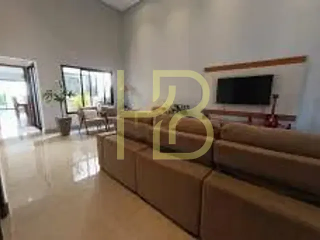 Casa com 250m² 3 quartos e 2 banheiros, à venda, no bairro Wanel Ville em Sorocaba
