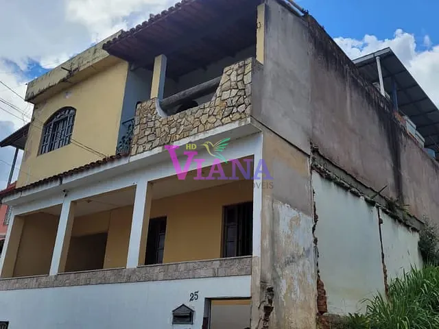 Casa com 150m² 3 quartos e 2 banheiros, à venda, no bairro Independência em Cachoeiro de Itapemirim