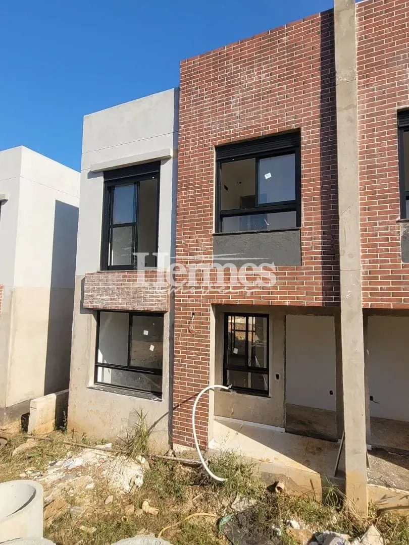 Casa, 3 quartos, 92 m² - Foto 1