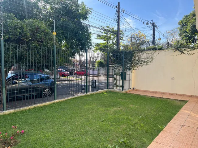 Casa com 320m² 3 quartos e 4 banheiros, para alugar, no bairro Guanabara em Londrina