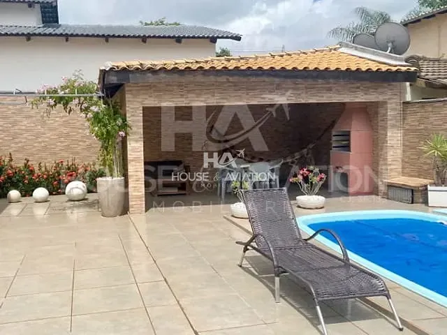 Casa com 390m² 3 quartos e 4 banheiros, à venda, no bairro Portal do Sol I em Goiânia