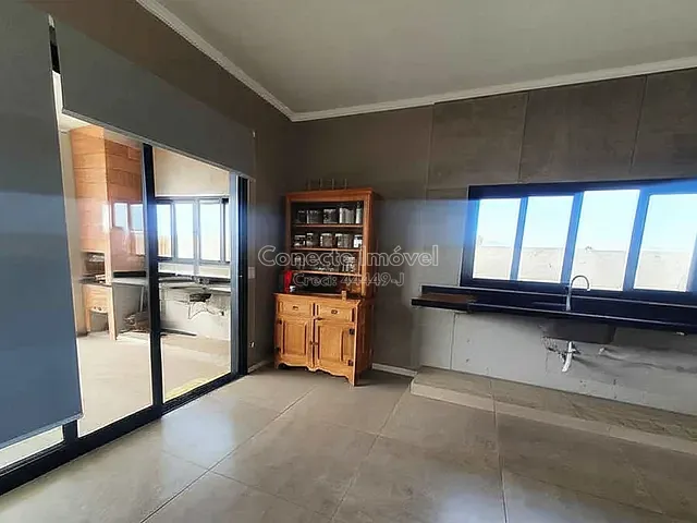 Casa com 980m² 2 quartos e 3 banheiros, à venda, no bairro Condomínio Plazza Ville em Jaguariúna