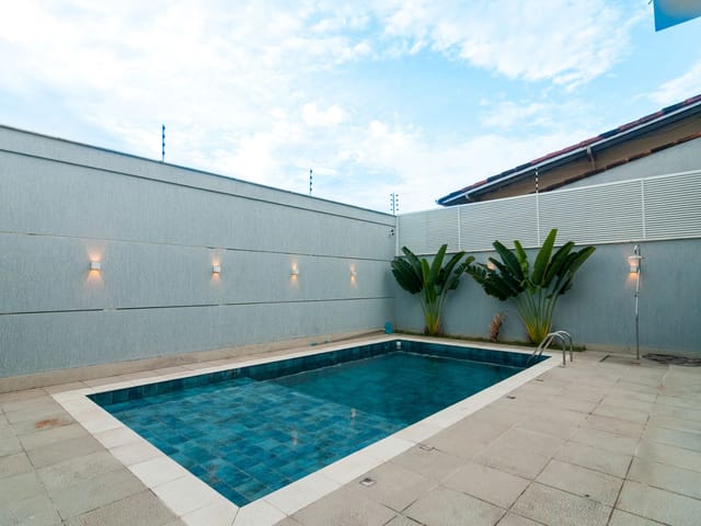 Casa com 427m² 3 quartos e 5 banheiros, à venda, no bairro Mata da Praia em Vitória