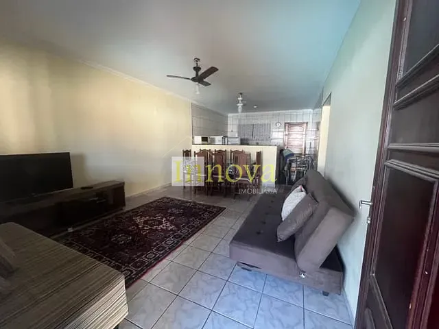 Casa 2 quartos e 2 banheiros, à venda, no bairro Jardim das Palmeiras em Caraguatatuba