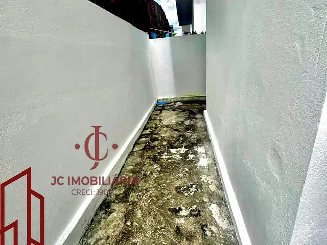 Casa 2 quartos e 1 banheiro, à venda, no bairro Centro em Nossa Senhora do Livramento