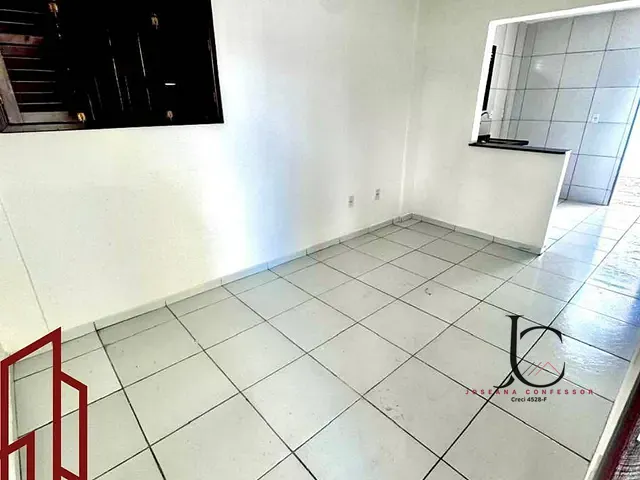 Casa 2 quartos e 1 banheiro, à venda, no bairro Centro em Nossa Senhora do Livramento