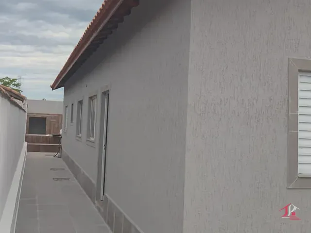 Casa 2 quartos e 1 banheiro, à venda, no bairro Jamaica (Interior) em Itanhaém