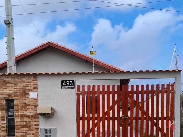 Casa 2 quartos e 1 banheiro, à venda, no bairro Jamaica (Interior) em Itanhaém