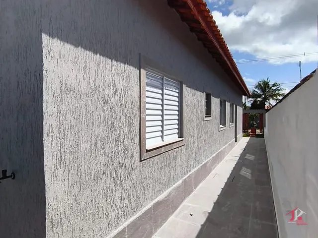 Casa 2 quartos e 1 banheiro, à venda, no bairro Jamaica (Interior) em Itanhaém