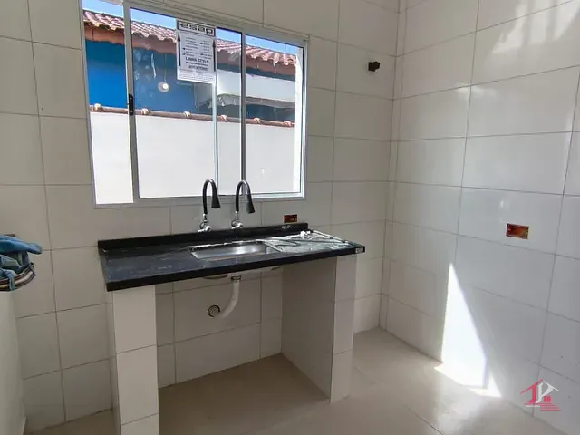 Casa 2 quartos e 1 banheiro, à venda, no bairro Jamaica (Interior) em Itanhaém