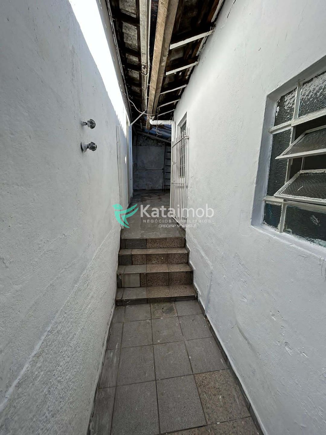 Casa à venda com 5 quartos, 240m² - Foto 29