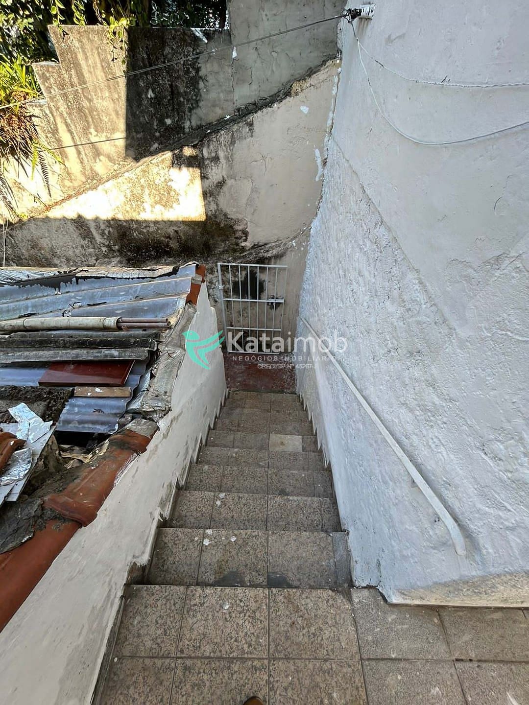 Casa à venda com 5 quartos, 240m² - Foto 4