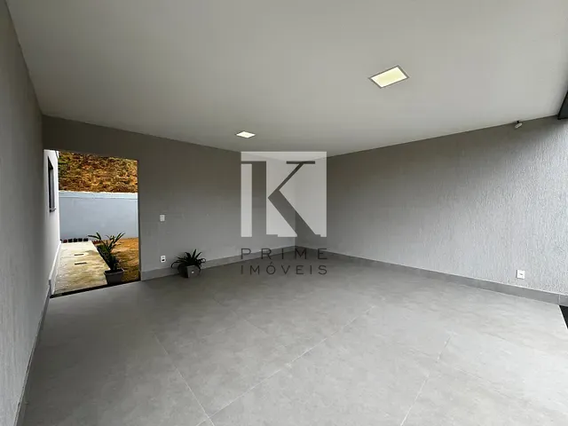 Casa com 465m² 3 quartos e 3 banheiros, à venda, no bairro Albuquerque em Teresópolis