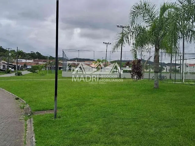 Casa com 90m² 3 quartos e 1 banheiro, à venda, no bairro Caminho Novo em Palhoça