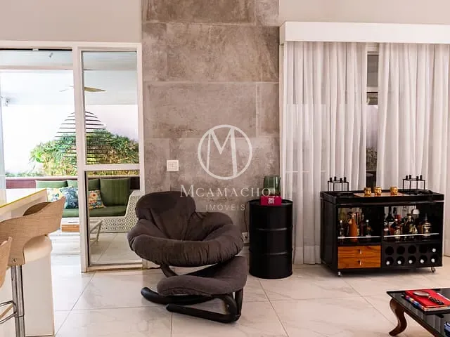 Casa com 683m² 6 quartos e 7 banheiros, à venda, no bairro Itanhangá em Rio de Janeiro
