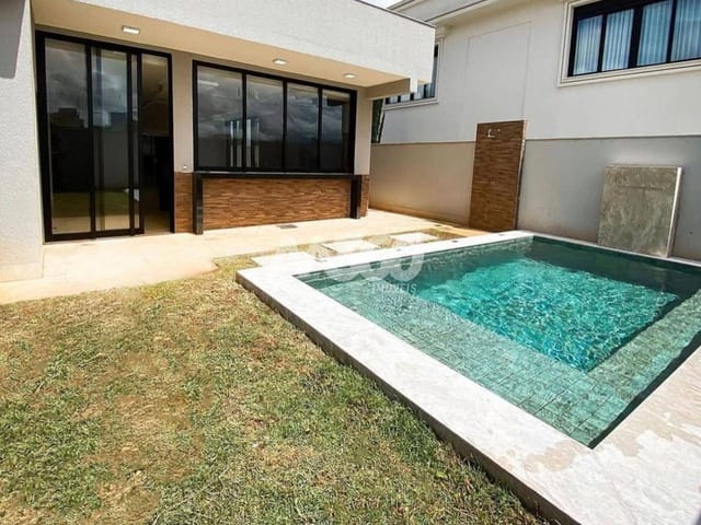 Casa com 490m² 3 quartos e 4 banheiros, para alugar, no bairro Residencial Anaville em Anápolis