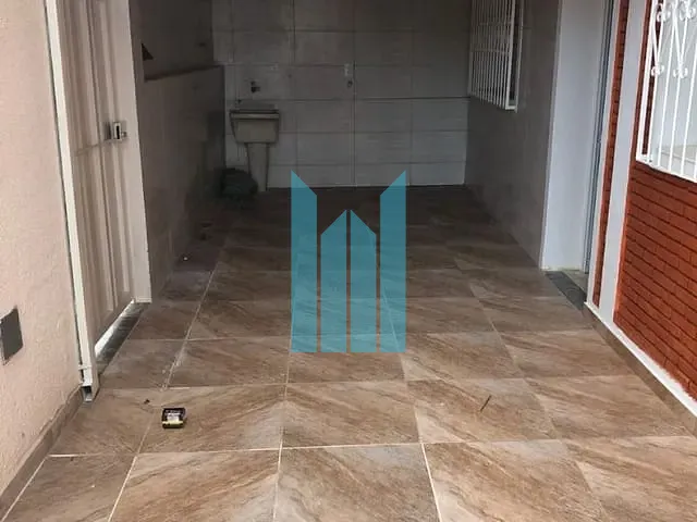 Casa com 184m² 3 quartos e 2 banheiros, à venda, no bairro Santa Lucia em Poços de Caldas
