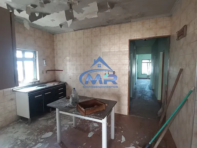 Casa com 252m² 4 quartos e 1 banheiro, à venda, no bairro Parque Císper em São Paulo