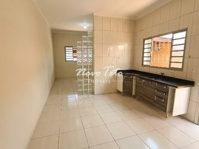 Casa 2 quartos e 2 banheiros, à venda, no bairro Jardim Paraíso do Sol em São José dos Campos