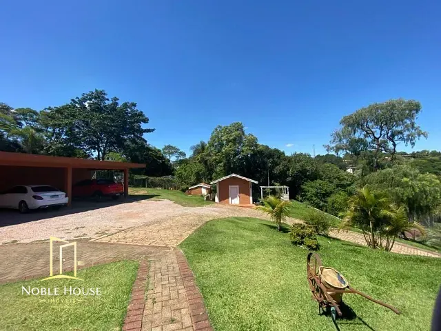 Casa 4 quartos e 5 banheiros, para alugar, no bairro Caixa D´Água em Vinhedo