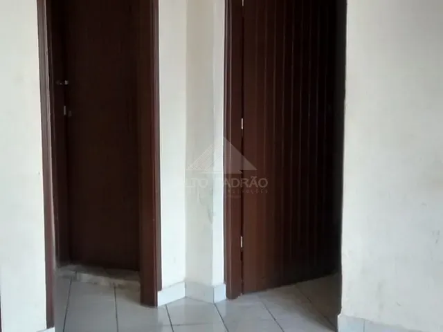 Casa com 300m² 3 quartos e 2 banheiros, à venda, no bairro Parque das Américas em Mauá
