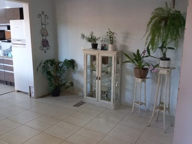 Casa com 300m² 3 quartos e 2 banheiros, à venda, no bairro Colina em Guaiba