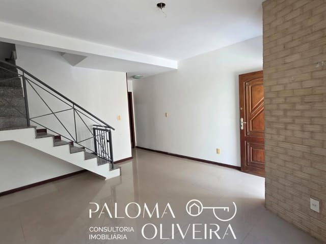 Casa 2 quartos e 1 banheiro, à venda ou para alugar, no bairro Jacarepaguá em Rio de Janeiro