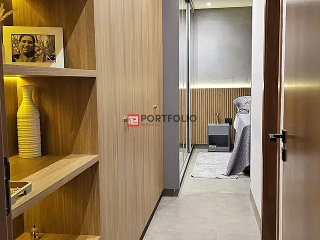 Casa com 360m² 3 quartos e 4 banheiros, à venda, no bairro Jardins Nápoles em Senador Canedo