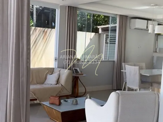 Casa 4 quartos e 5 banheiros, à venda, no bairro Nossa Senhora da Vitória em Ilhéus