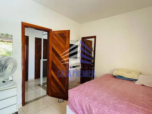 Casa 3 quartos e 2 banheiros, à venda, no bairro Olivença em Ilhéus
