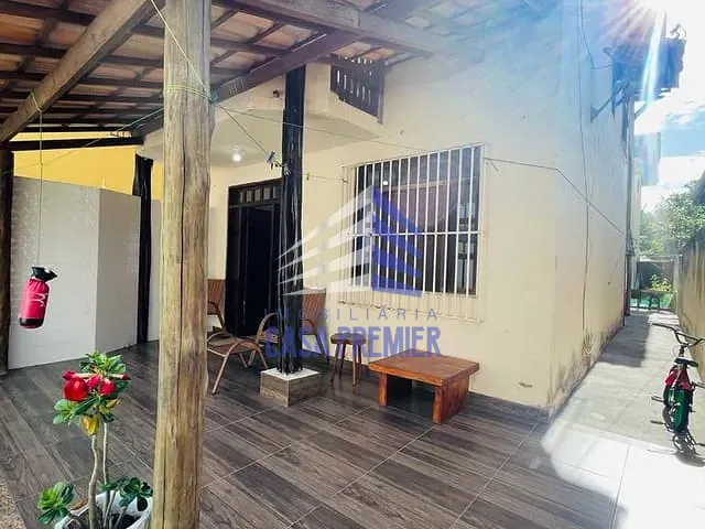 Casa 3 quartos e 2 banheiros, à venda, no bairro Olivença em Ilhéus