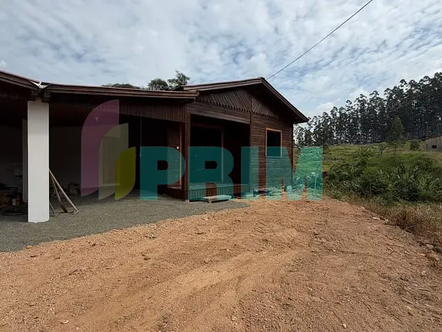 Casa 2 quartos e 1 banheiro, para alugar, no bairro Bom Retiro em São Ludgero