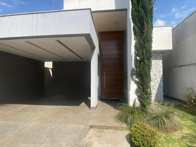 Casa com 450m² 3 quartos e 4 banheiros, à venda, no bairro Setor Habitacional Vicente Pires em Brasília